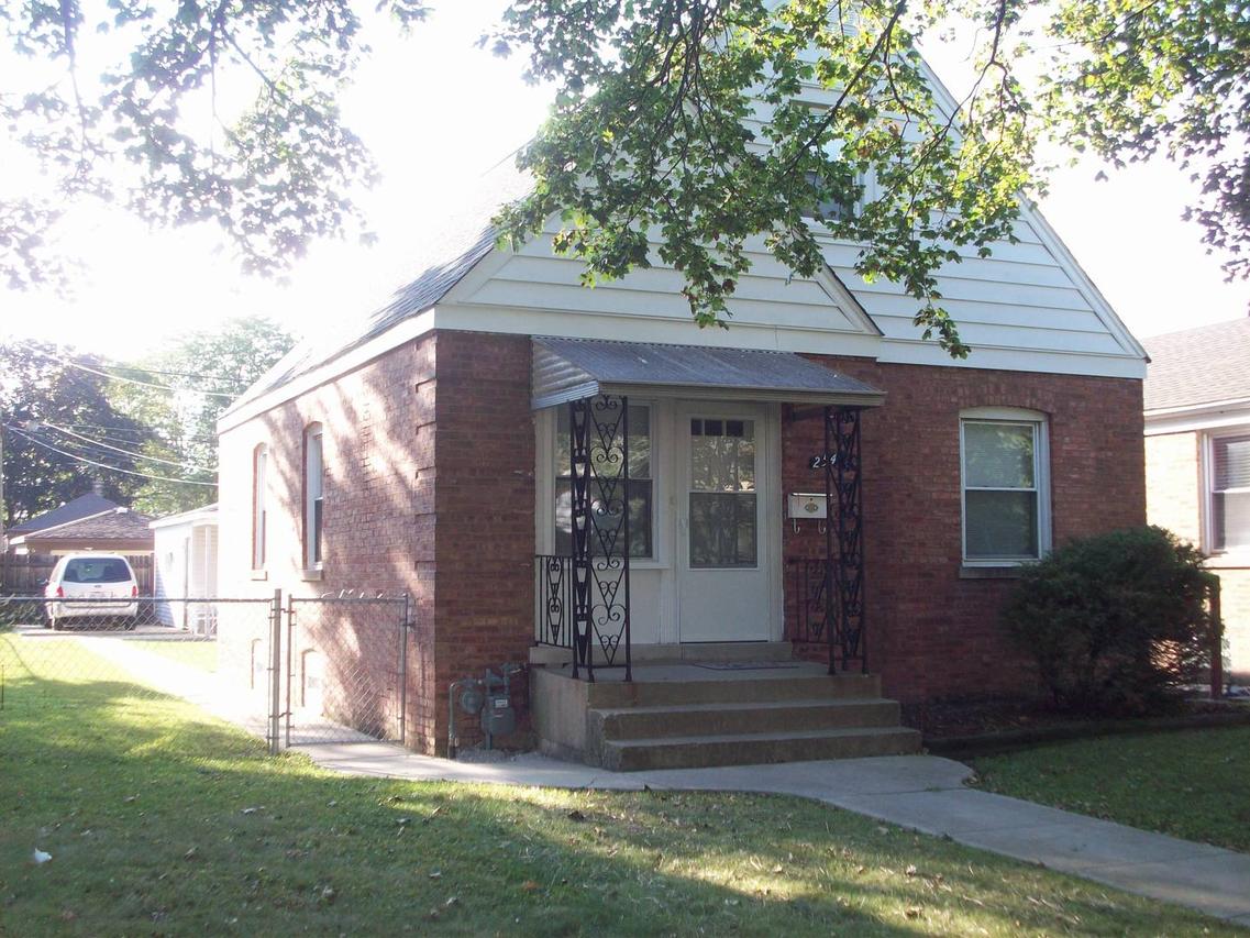 2546 Oak St., Franklin Park, IL 60131