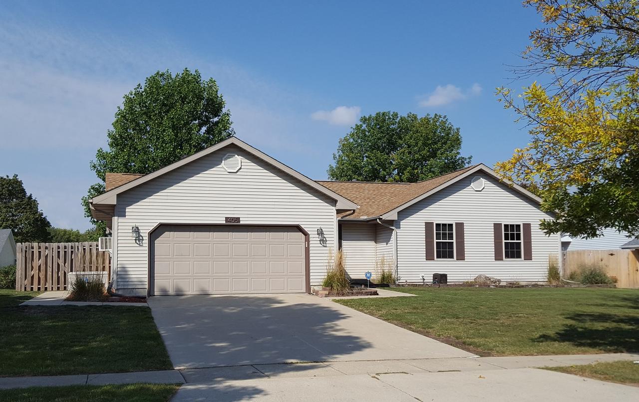 405 Rosewood Dr., St. Joseph, IL 61873
