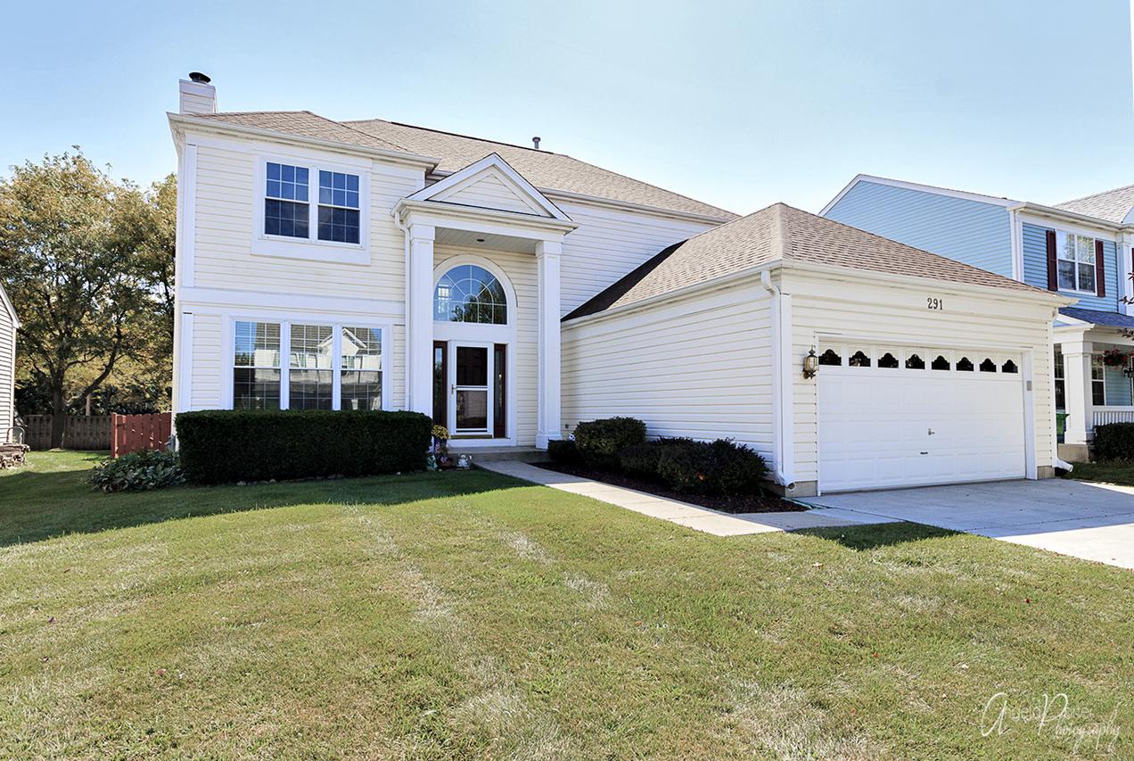 291 Carters Grove Ct., Grayslake, IL 60030