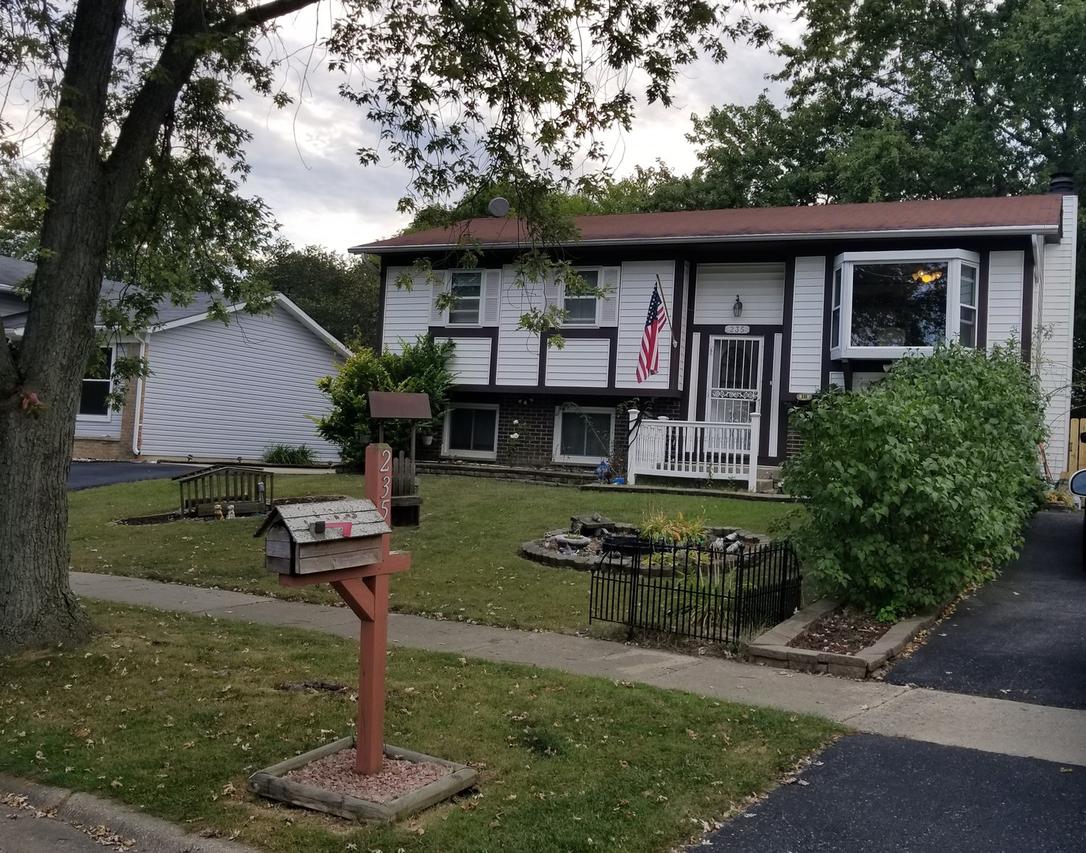 235 Waterman Dr., Bolingbrook, IL 60440