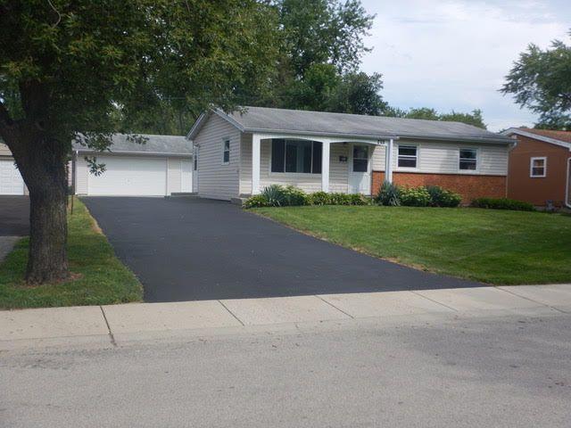 430 Willow Rd., Wauconda, IL 60084