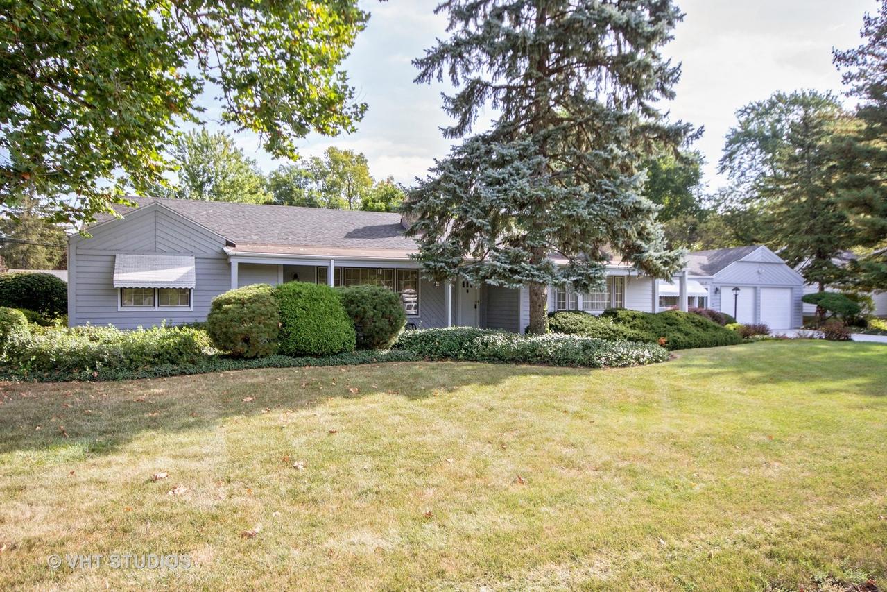 2547 Crystal Dr., Joliet, IL 60435