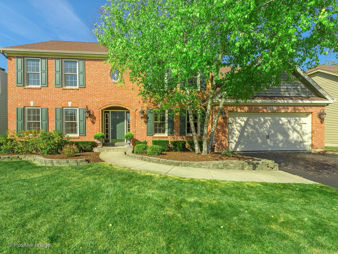 1445 Monarch Cir., Naperville, IL 60564