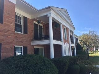 560 Shorely Dr. #204, Barrington, IL 60010