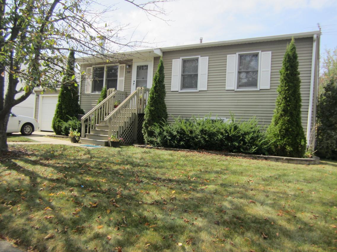 308 S Oltendorf Rd., Streamwood, IL 60107