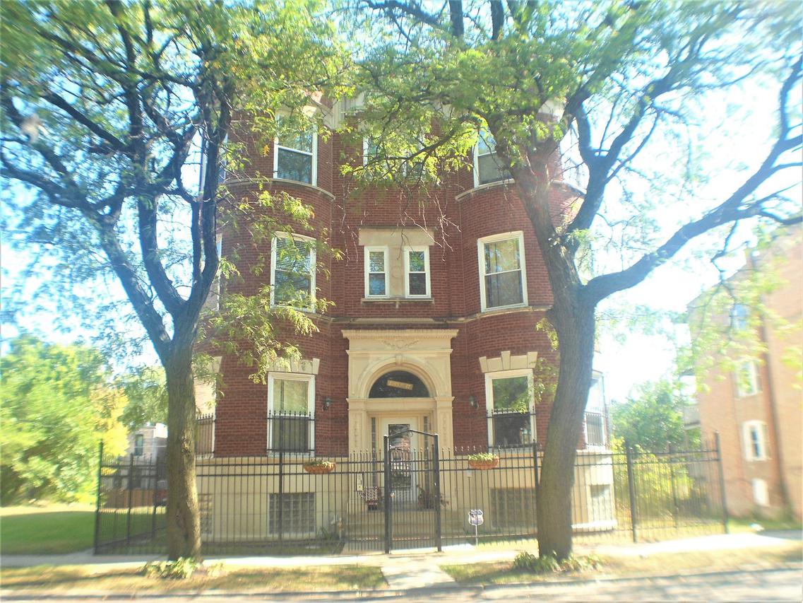 4747 S Saint Lawrence Ave. #1S, Chicago, IL 60615