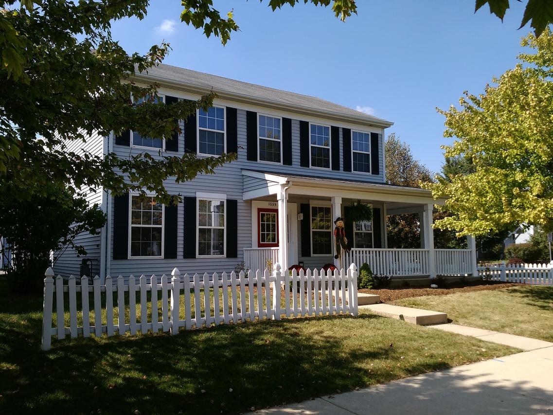 1033 Four Seasons Blvd., Aurora, IL 60504