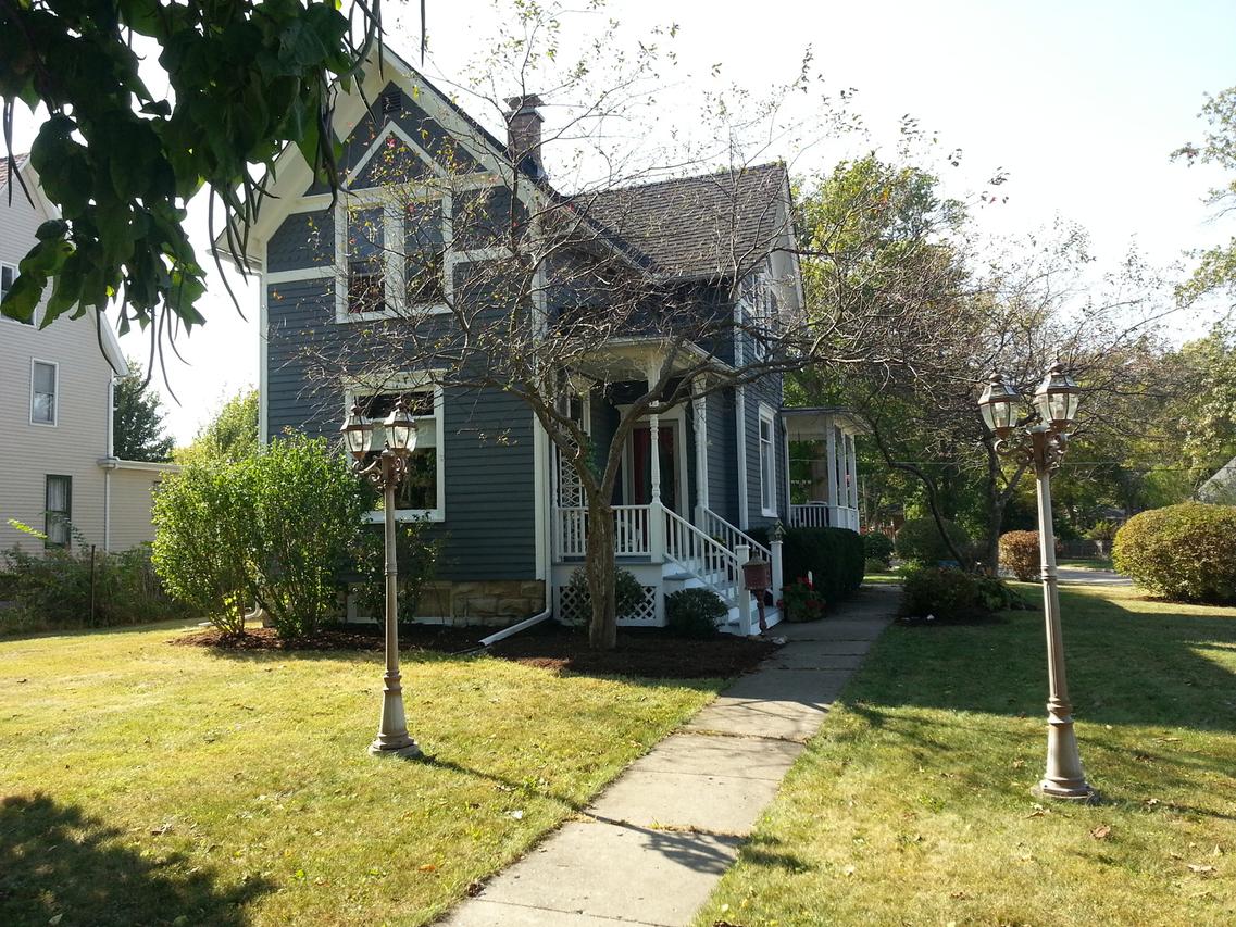 707 Haish Blvd., Dekalb, IL 60115