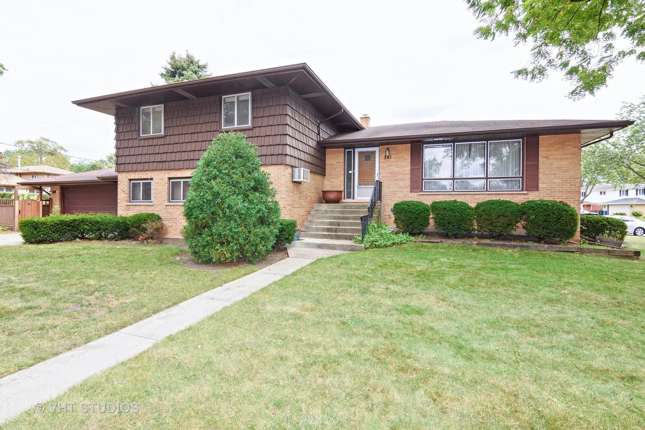 381 Beau Dr., Des Plaines, IL 60016