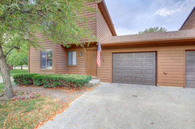 2105 Sunview Dr., Champaign, IL 61821