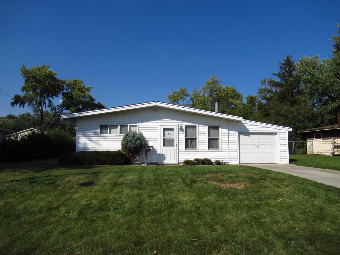 309 Kingswood Dr., North Aurora, IL 60542