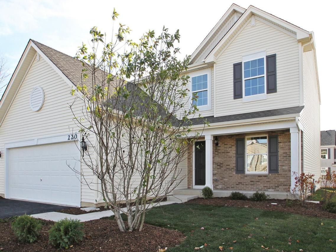 220 Fieldstone Dr., Woodstock, IL 60098
