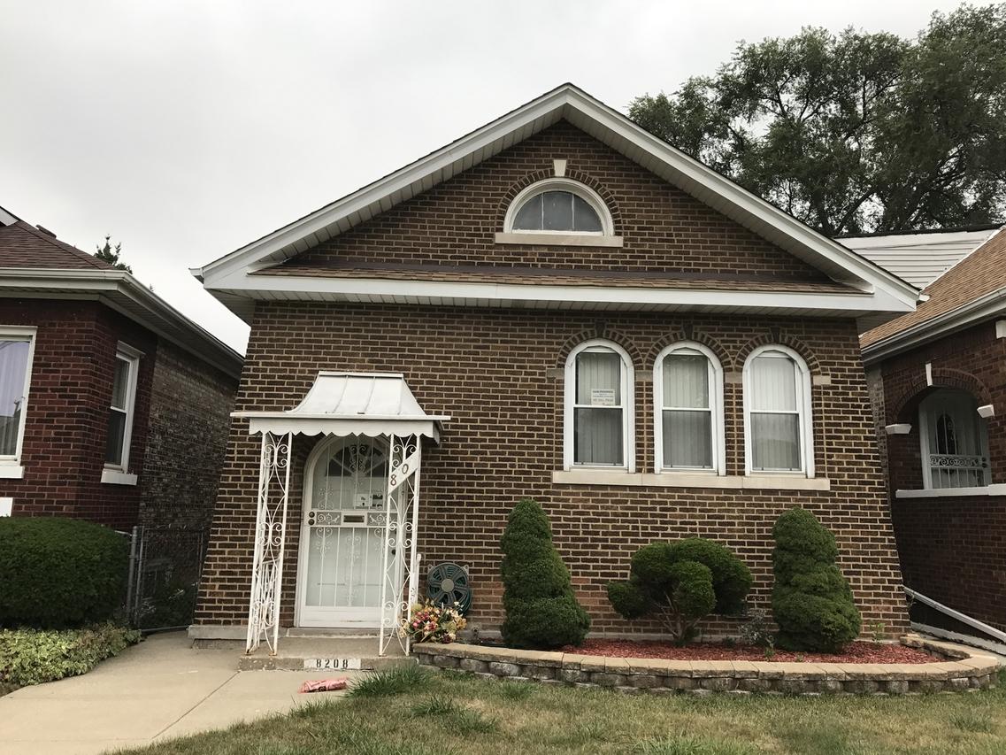 8208 S Honore St., Chicago, IL 60620