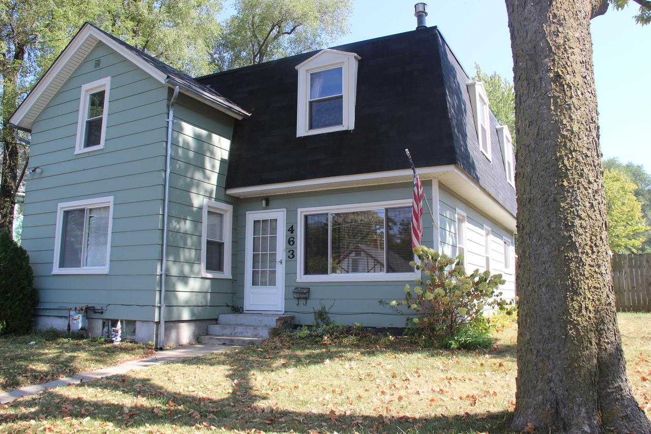 463 N Union St., Aurora, IL 60505