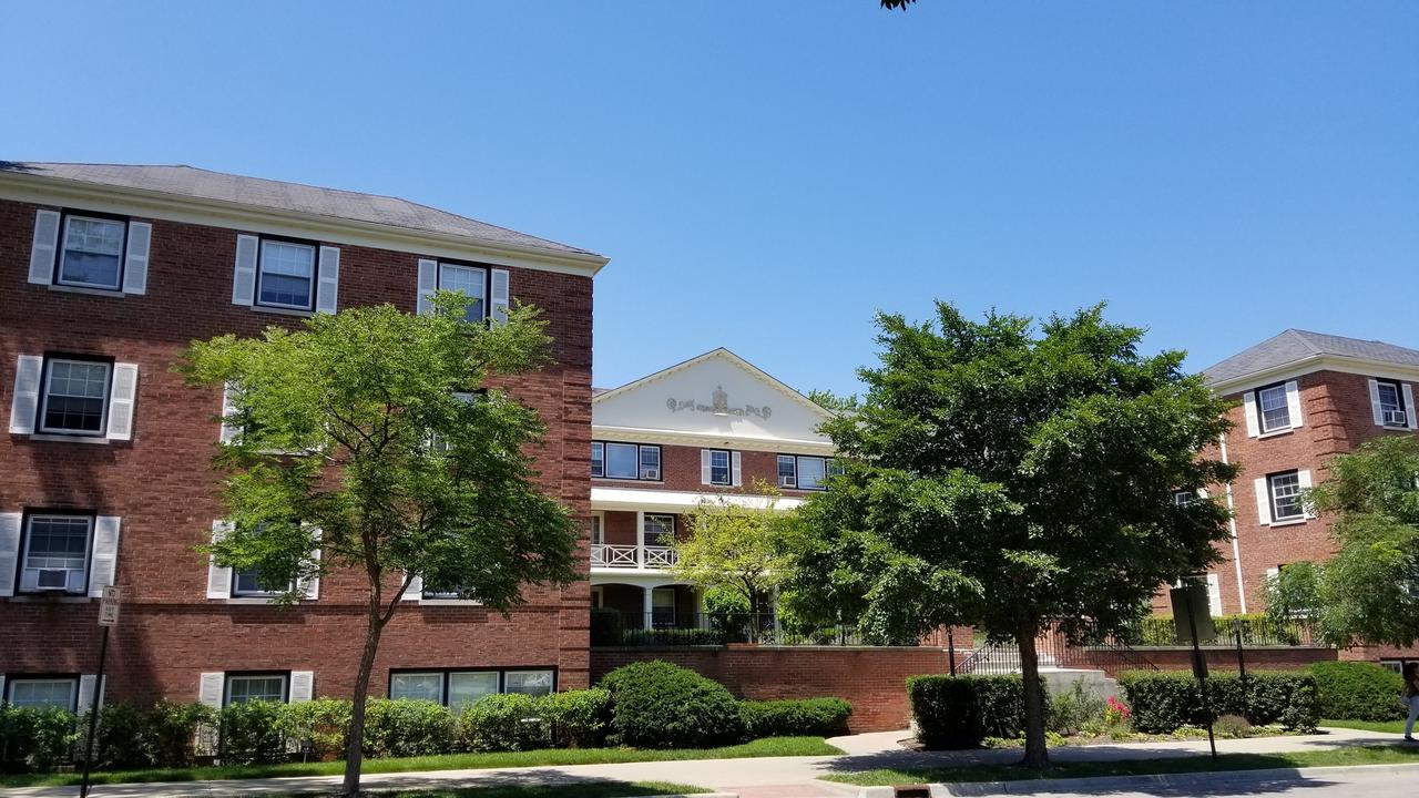 222 Asbury Ave. #G, Evanston, IL 60202