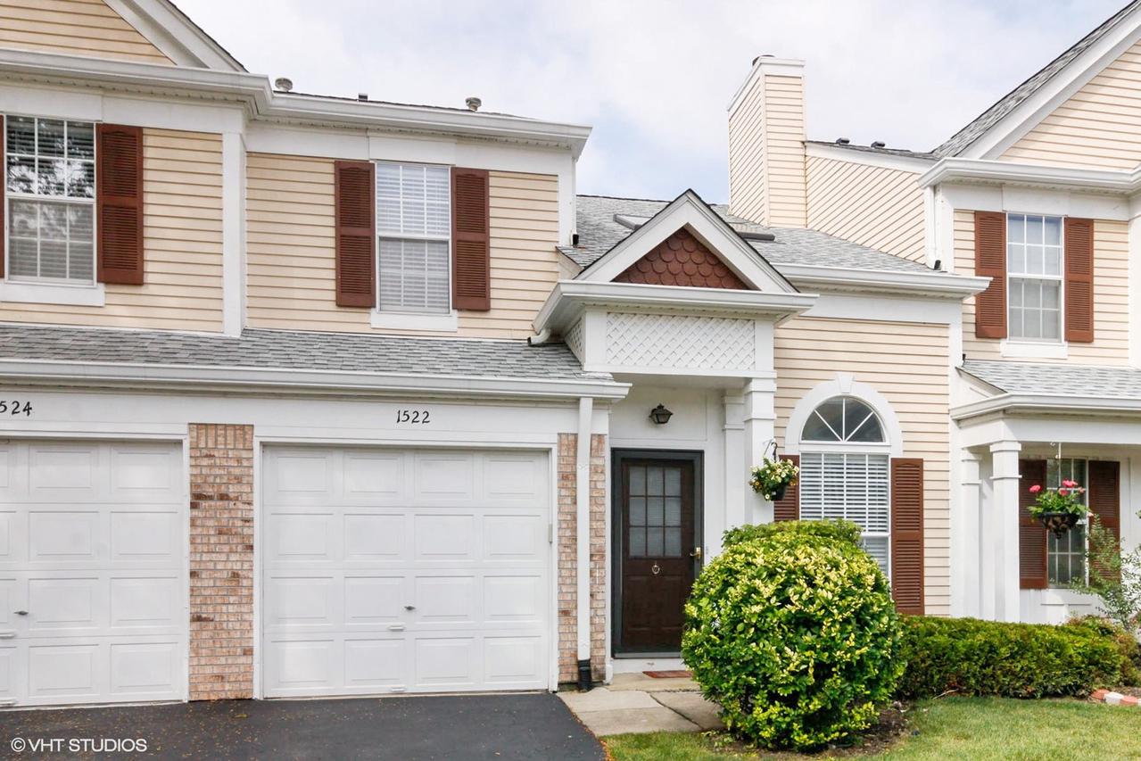 1522 Plum Ln., Westmont, IL 60559
