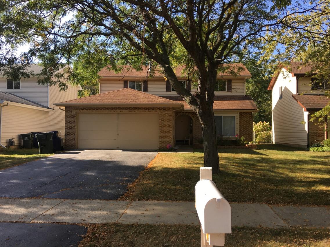 1145 Greensfield Dr., Naperville, IL 60563