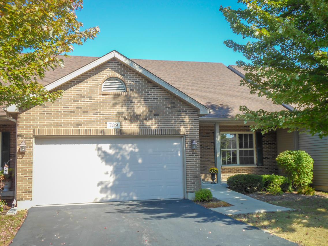 739 Bremner Dr., Sycamore, IL 60178