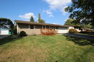 311 Birch Rd., Woodstock, IL 60098