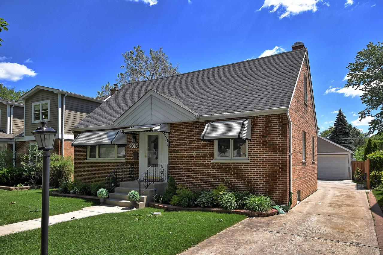 7919 N Harlem Ave., Niles, IL 60714