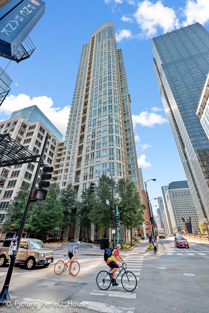 345 N Lasalle St. #2109, Chicago, IL 60610