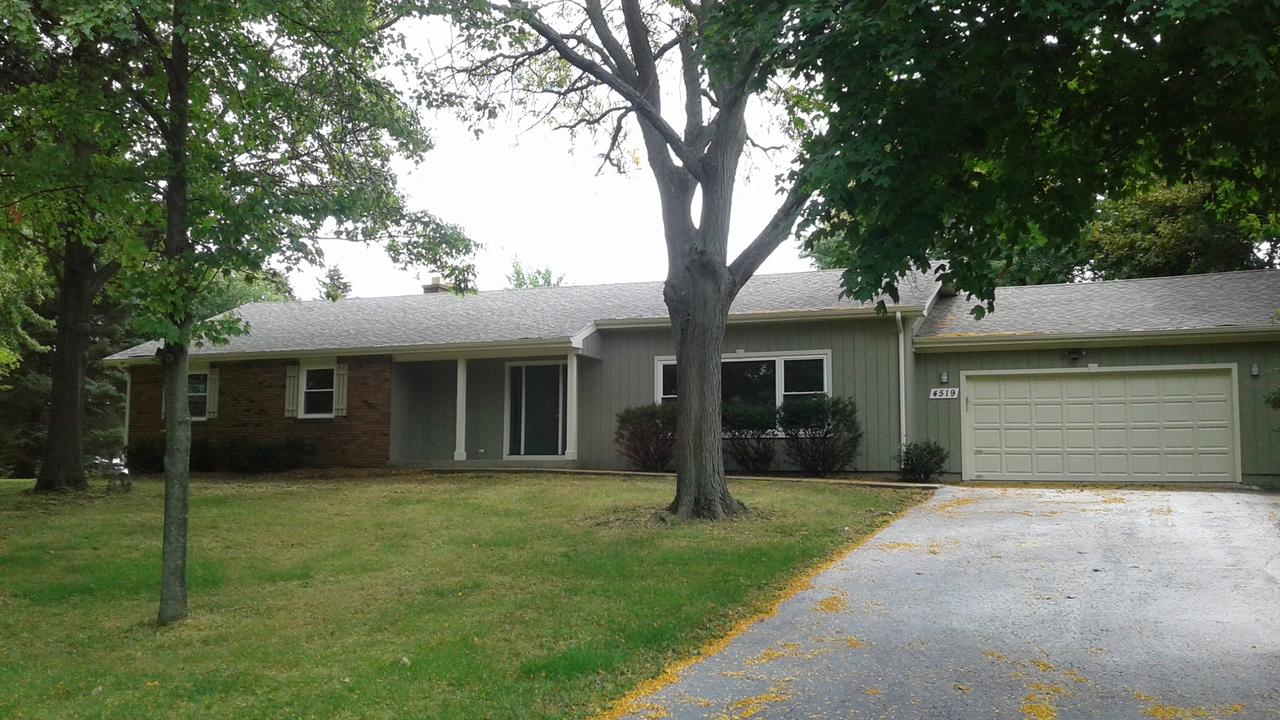 4519 Drake Dr., Crystal Lake, IL 60012