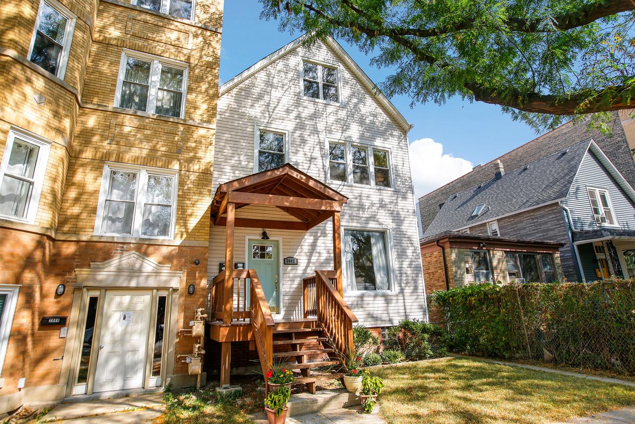 3442 W Parker Ave., Chicago, IL 60647