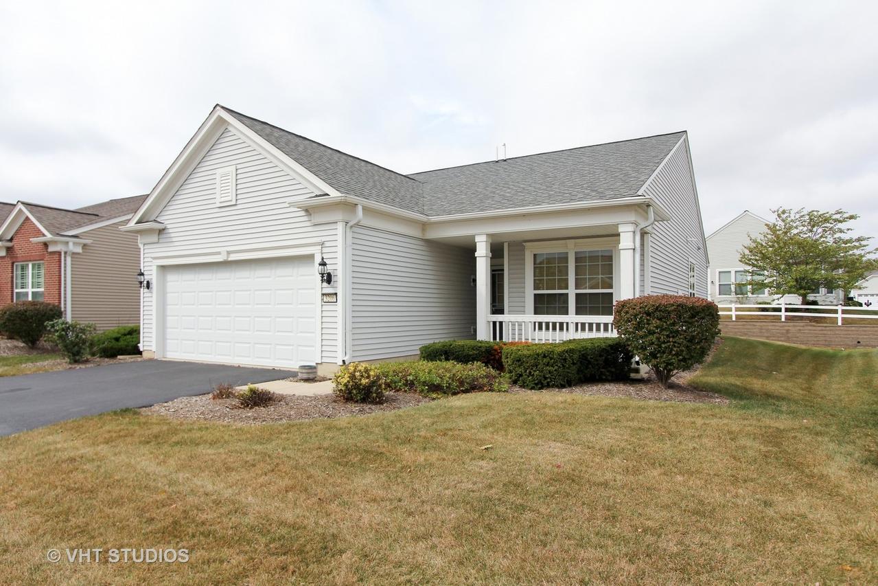 3206 Hutchinson Ln., Mundelein, IL 60060