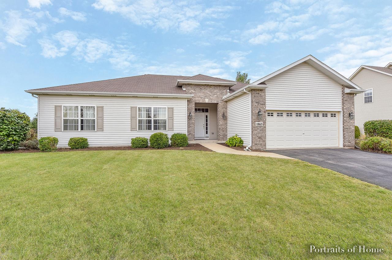 1863 Walsh Dr., Yorkville, IL 60560