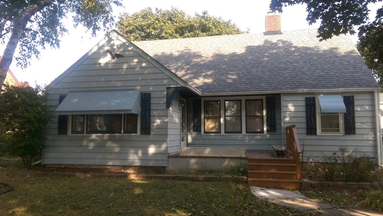 307 S Clifton Ave., Elgin, IL 60123