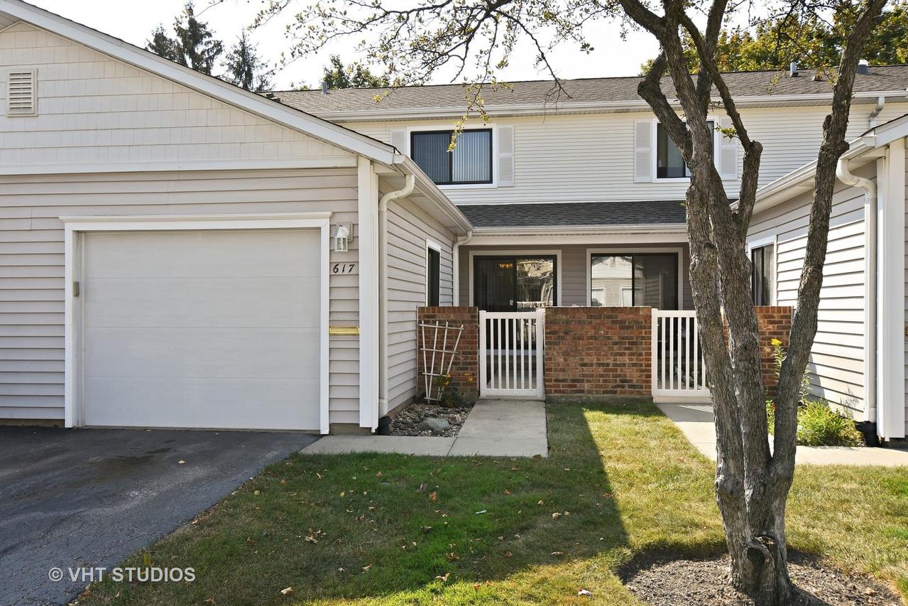 617 Bayview Point, Schaumburg, IL 60194