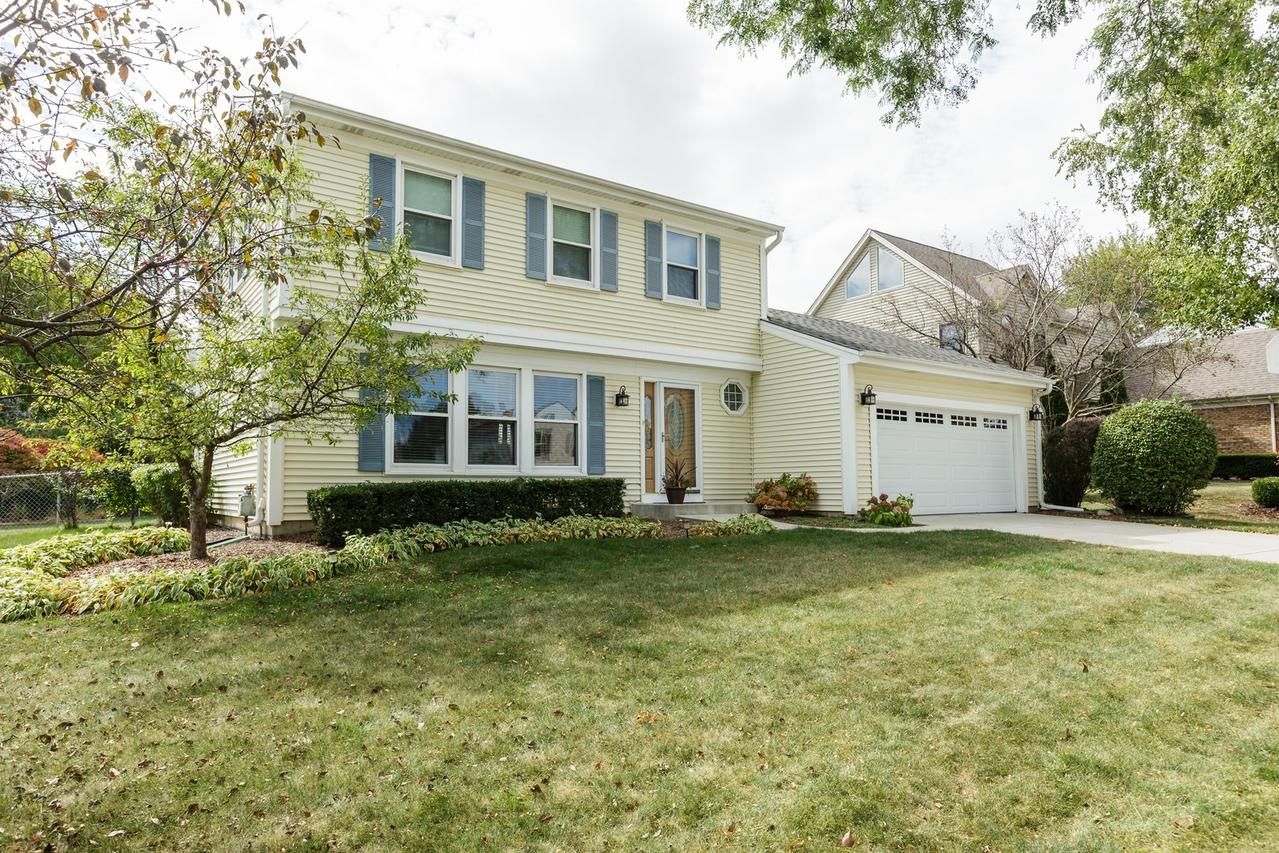 710 Heatherdown Way, Buffalo Grove, IL 60089