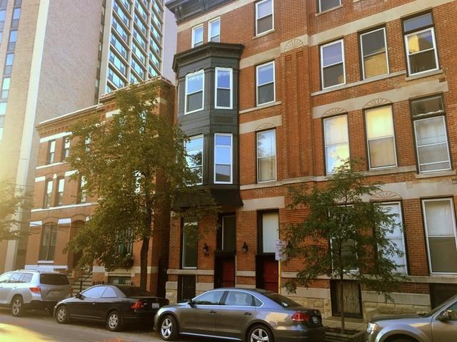 223 W Wisconsin St. #2A, Chicago, IL 60614