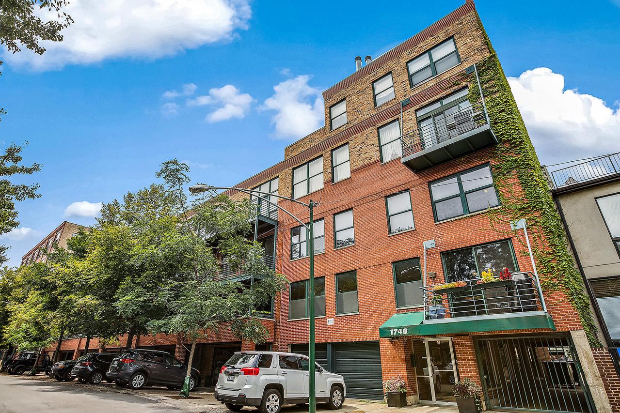 1740 N Marshfield Ave. #16, Chicago, IL 60622