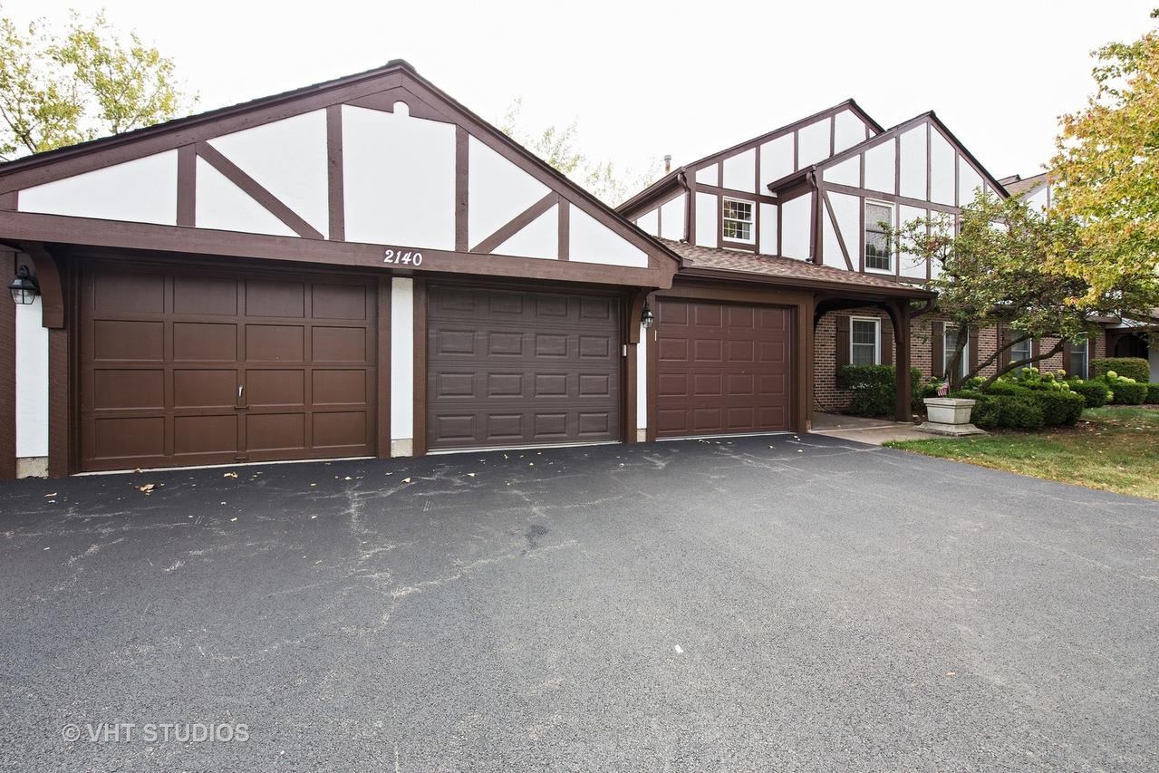 2140 Berkley Ct. #101-A, Naperville, IL 60565