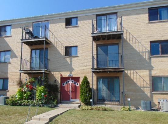 9310 Hamilton Ct. #2B, Des Plaines, IL 60016