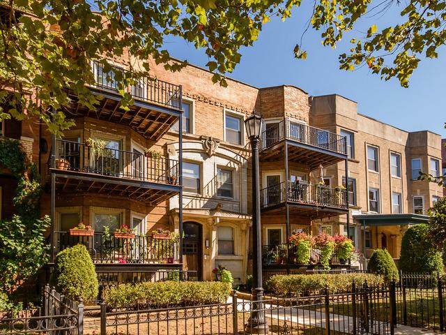 4635 N Malden St. #2N, Chicago, IL 60640