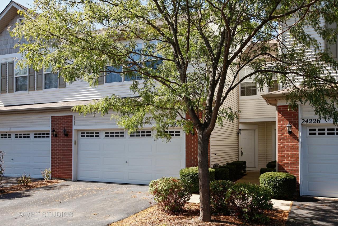 24228 Walnut Cir. #228, Plainfield, IL 60585