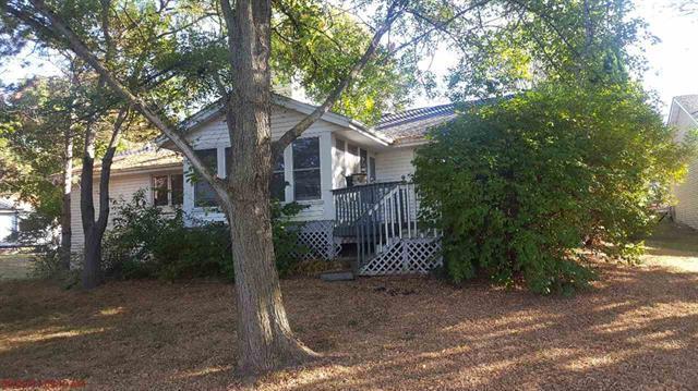108 James Cir., Poplar Grove, IL 61065