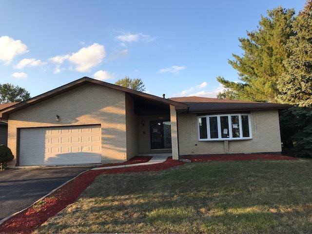4910 Crest Ct., Country Club Hills, IL 60478