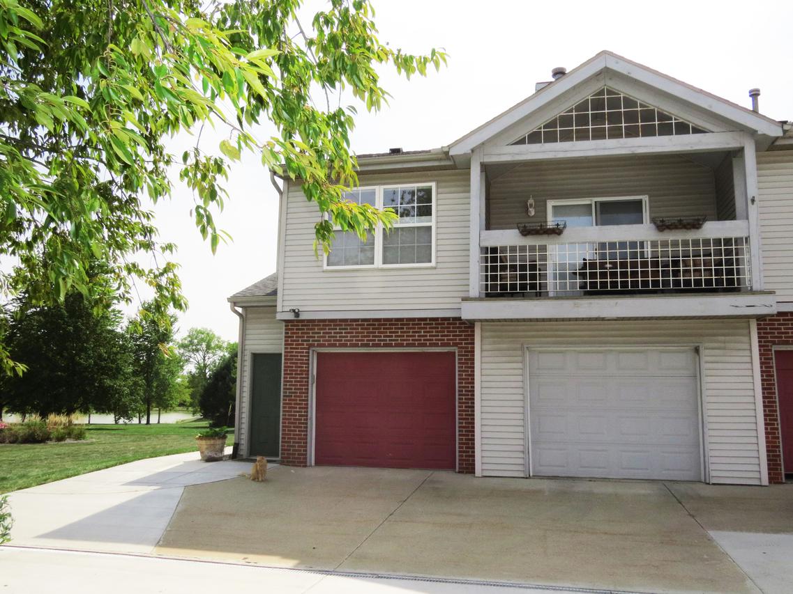 2405 Clayton Blvd. #206, Champaign, IL 61822