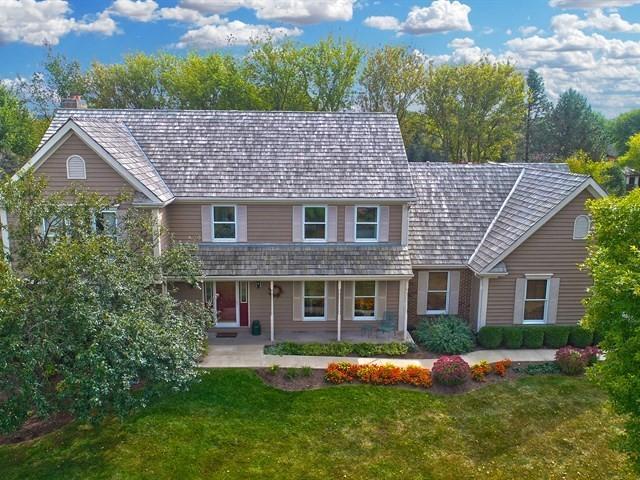 50 Lynn Dr., Hawthorn Woods, IL 60047