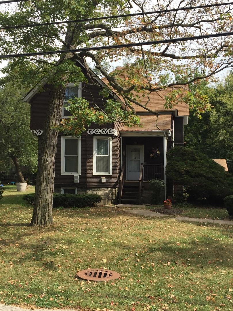 221 Grove Ave., Des Plaines, IL 60016