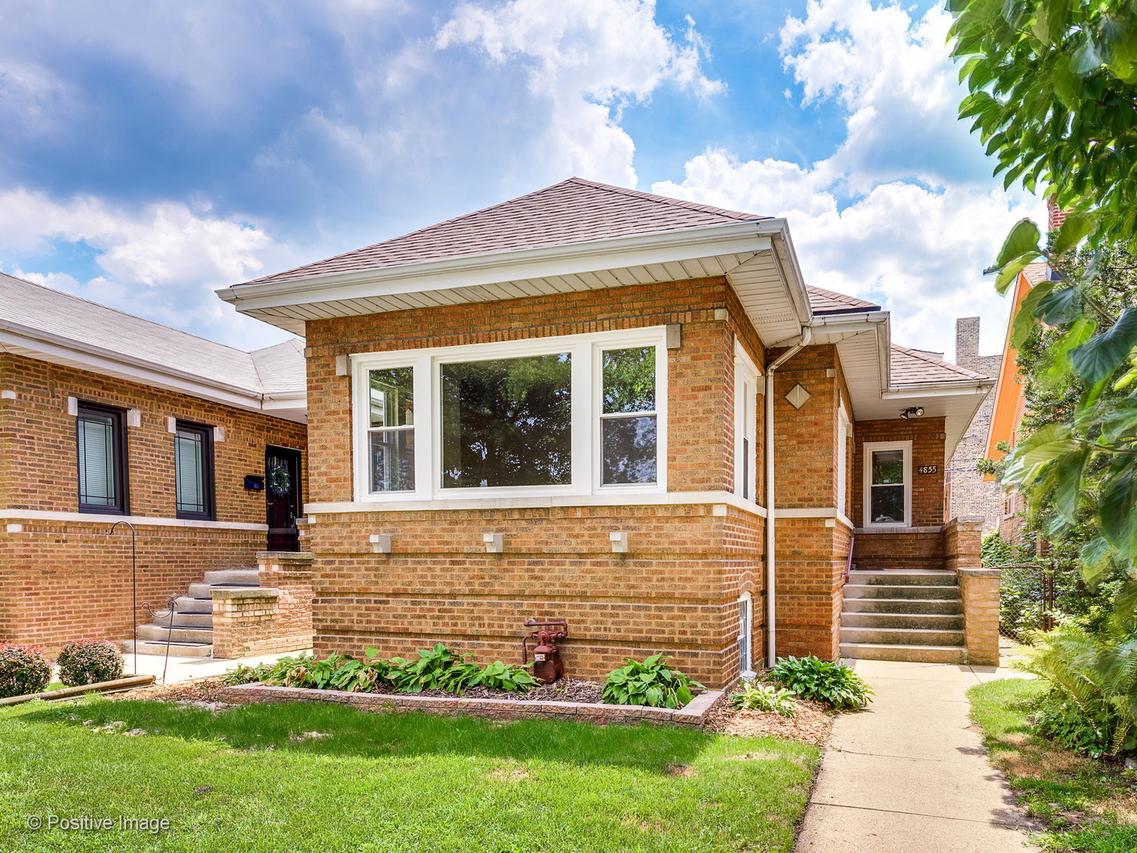 4855 W Cullom Ave., Chicago, IL 60641