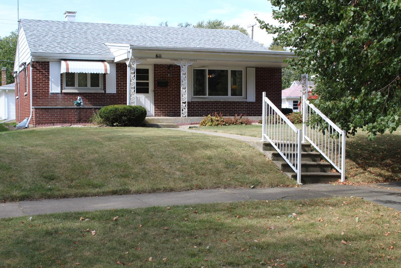 611 William St., Joliet, IL 60435