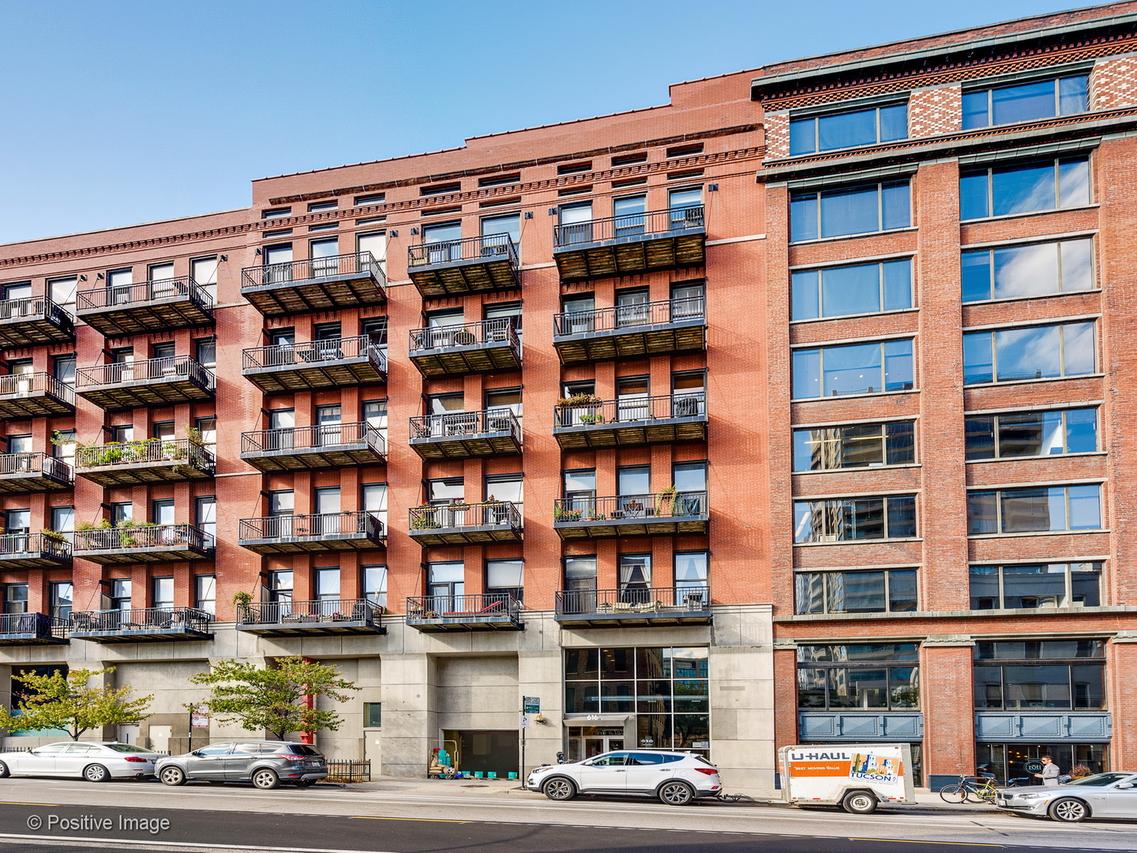 616 W Fulton St. #503, Chicago, IL 60661