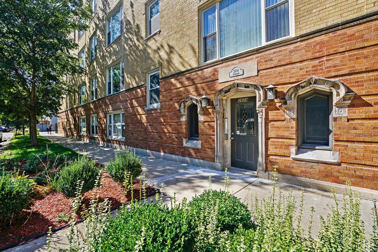 3604 N Albany Ave. #GE, Chicago, IL 60618