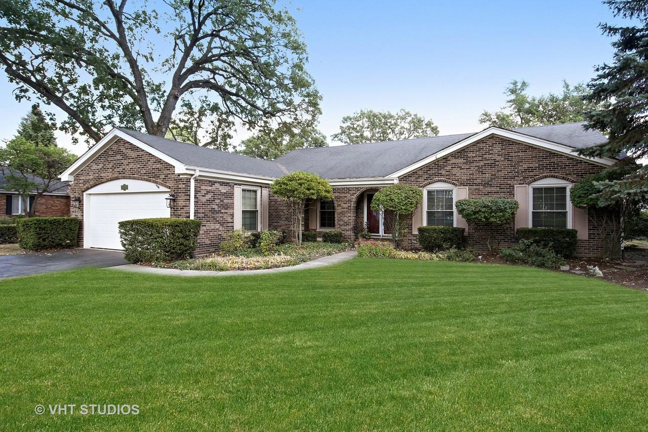 1628 Fox Bend Ct., Naperville, IL 60563