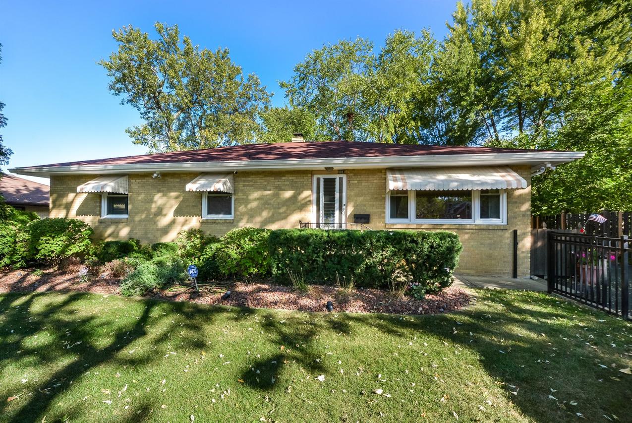 1013 Campbell St., Joliet, IL 60435