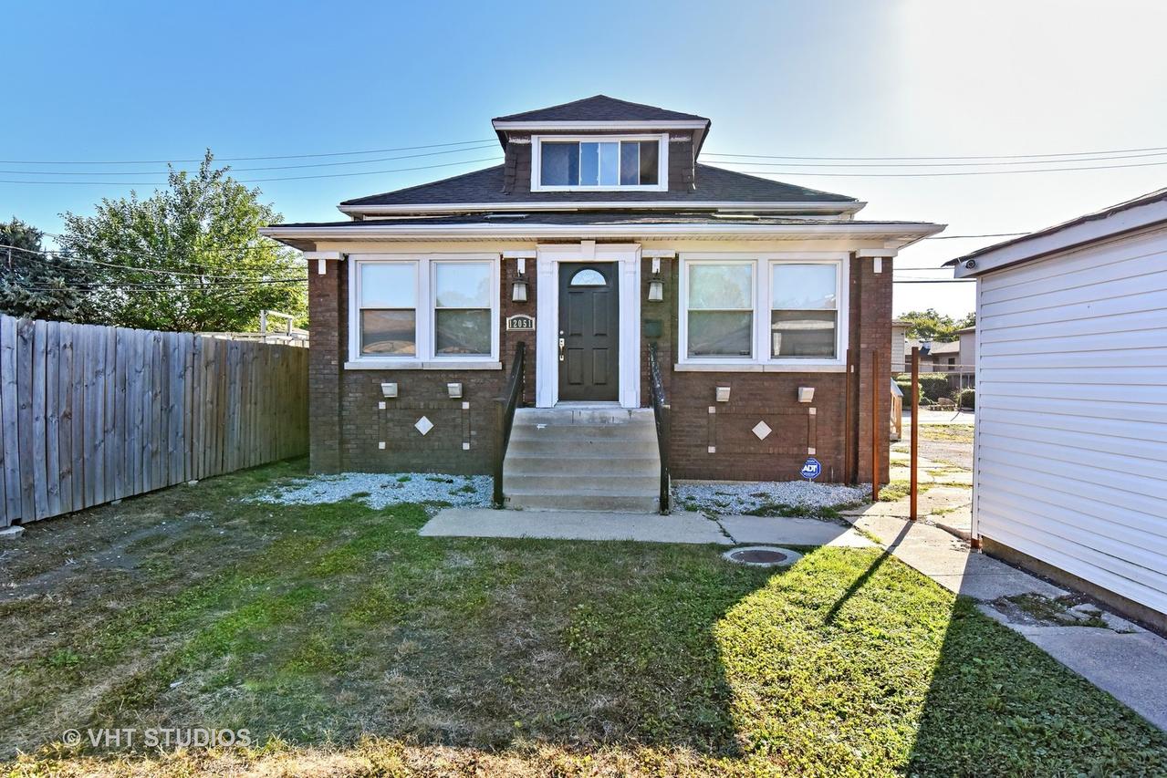 12049 S Justine St., Chicago, IL 60643